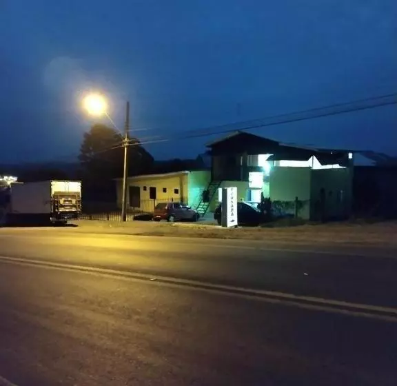 ホテル Pousada Shalom