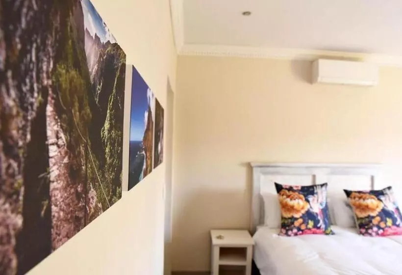 ペンション Sonhos Dreams Self Catering Garden Cottages