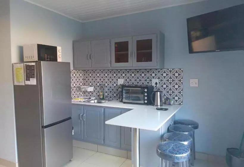 ペンション Sonhos Dreams Self Catering Garden Cottages