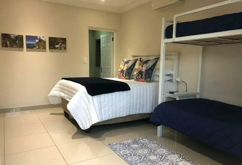 ペンション Sonhos Dreams Self Catering Garden Cottages