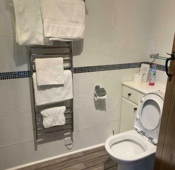 بنسيون The Reindeer Retreat Buttercup Twin