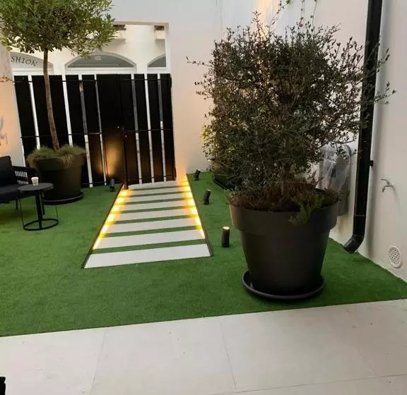 Aparthotel El Cargol