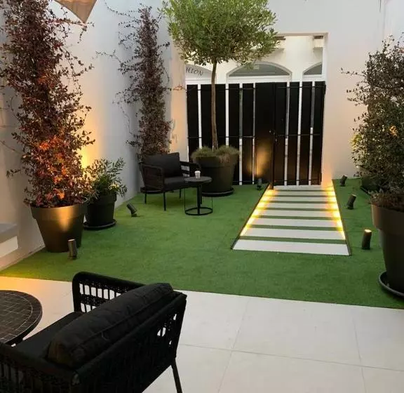 Aparthotel El Cargol