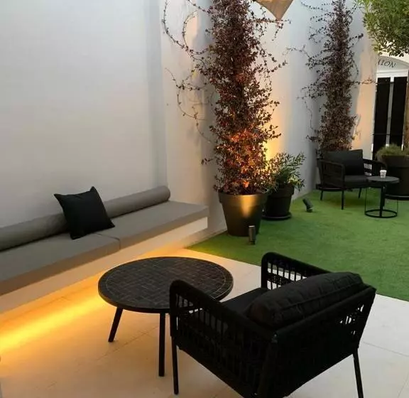 Aparthotel El Cargol