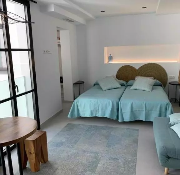 Aparthotel El Cargol