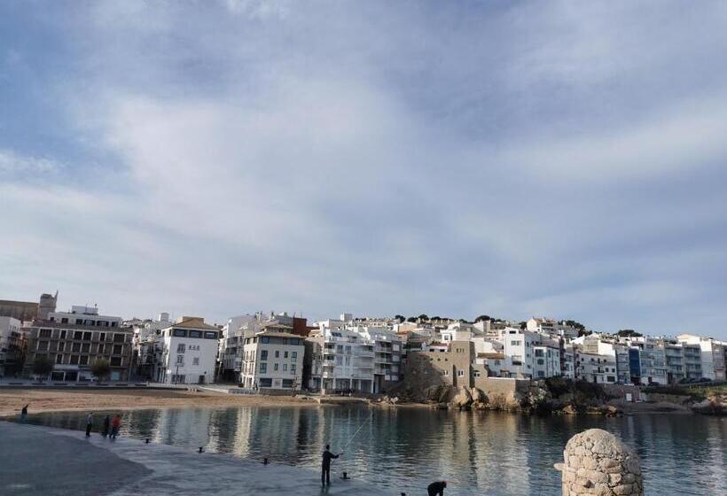 Aparthotel El Cargol