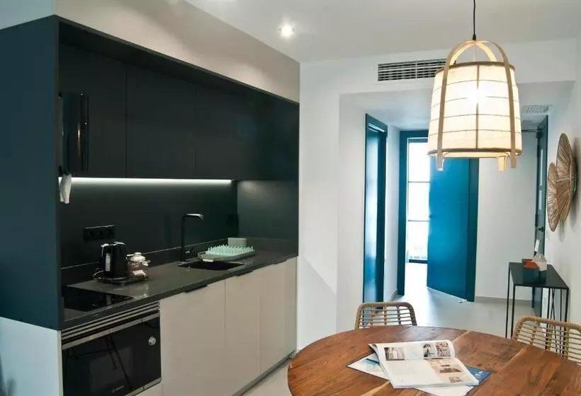 Aparthotel El Cargol