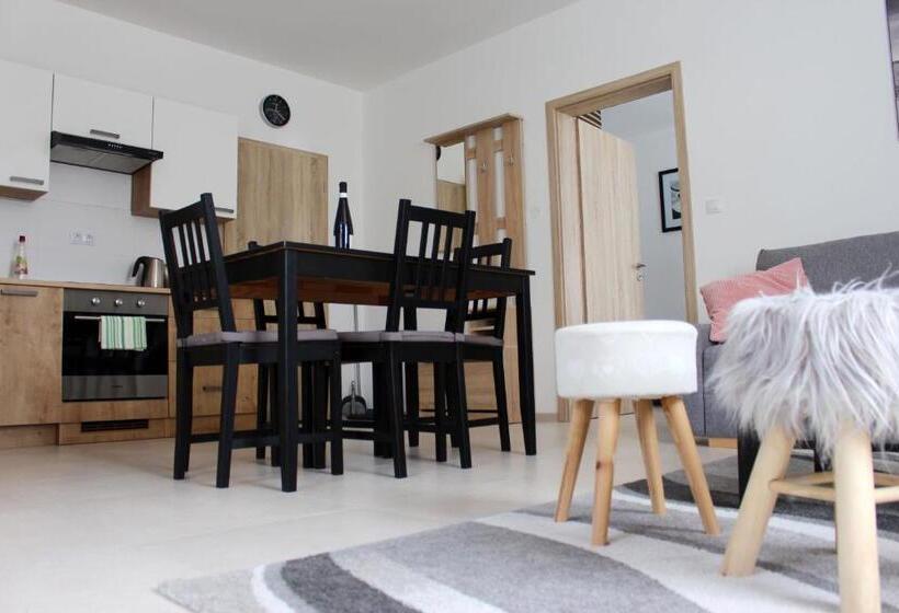 Apartmány V Podhradí