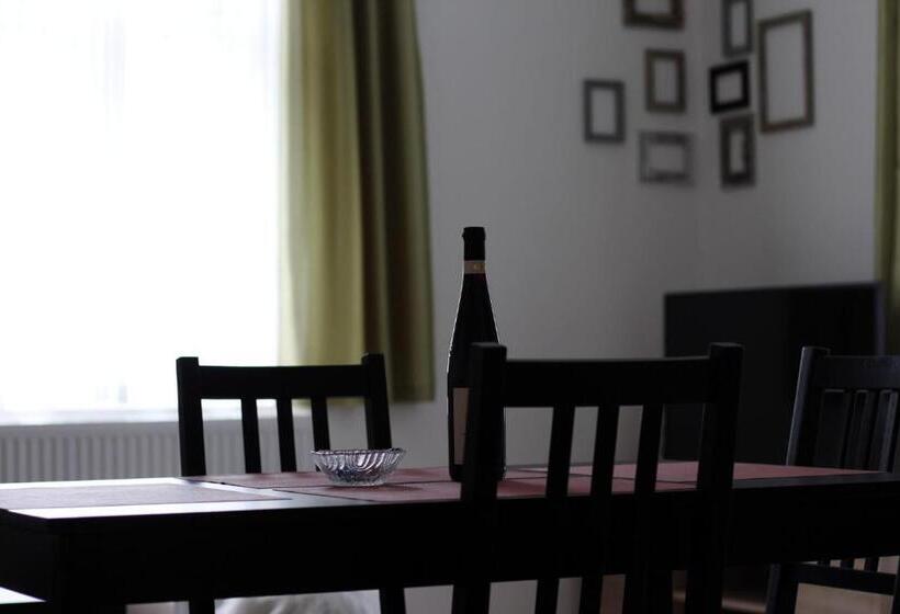 Apartmány V Podhradí