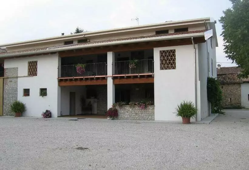 ベッドアンドブレックファースト Agriturismo Antica Corte Contadina