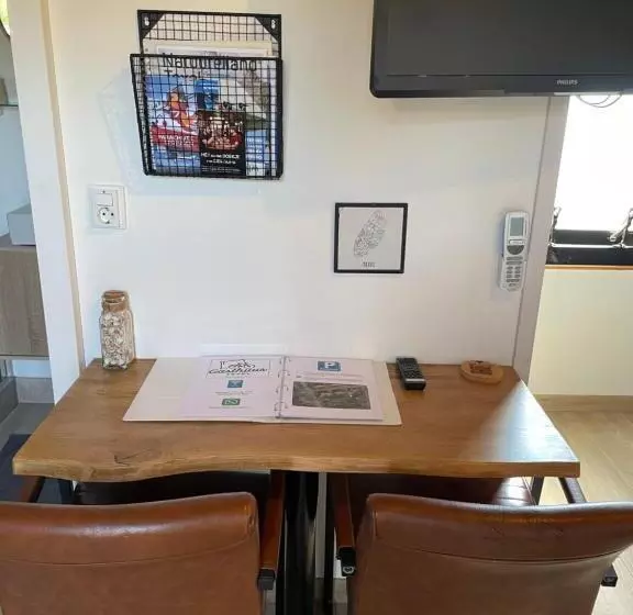 Aamiaismajoitus (B&B) Bed & Bike Gasthuus Texel