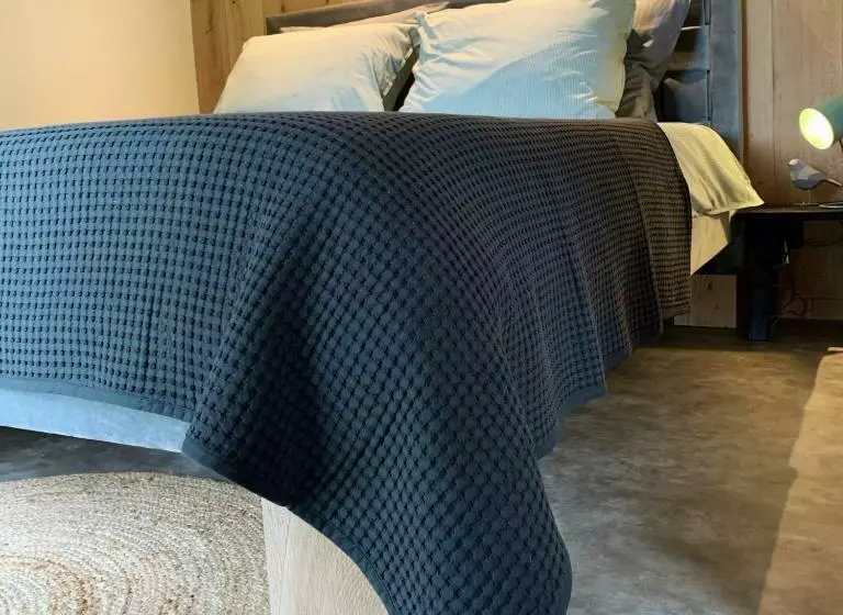 Aamiaismajoitus (B&B) Hoogtij°d