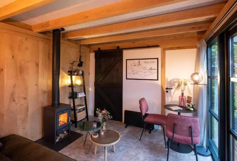 Aamiaismajoitus (B&B) Hoogtij°d