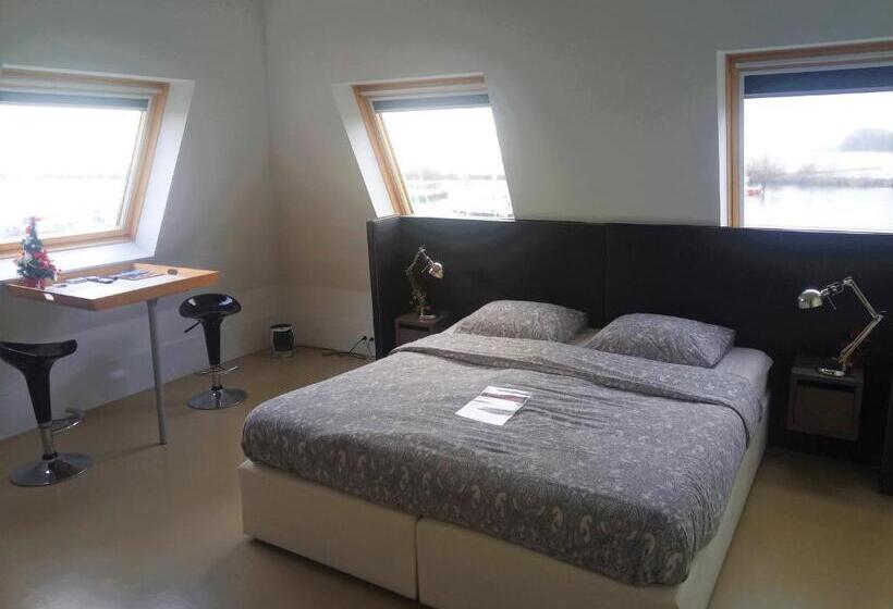 Bed and Breakfast Kaap Hoorn Club Bed En Breakfast