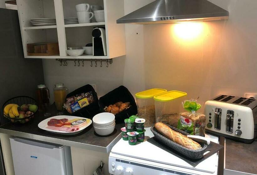 Bed and Breakfast The Walnut Tree Chambre D Hotes