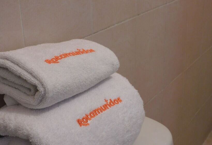 Отель Casa De Huéspedes Yoli By Rotamundos