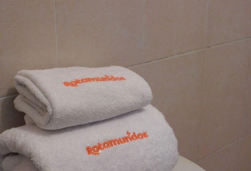 Отель Casa De Huéspedes Yoli By Rotamundos