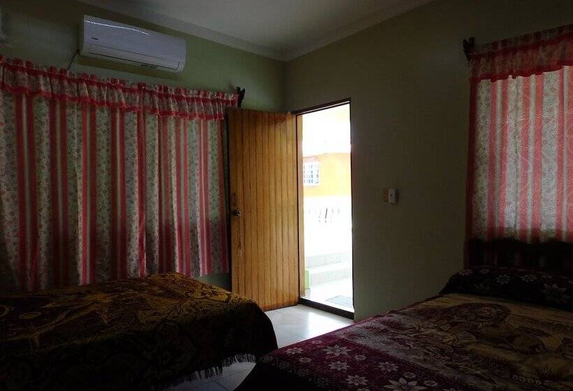 Отель Casa De Huéspedes Yoli By Rotamundos