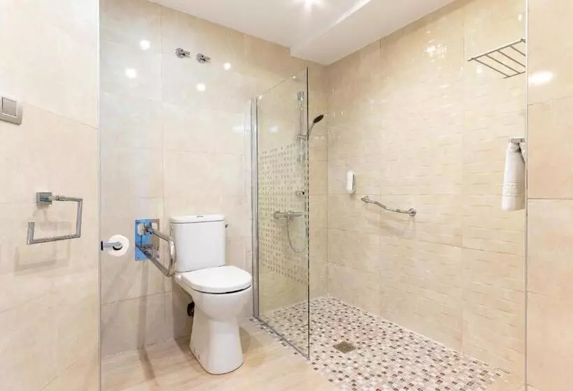 Majatalo Cruces Metro Rooms