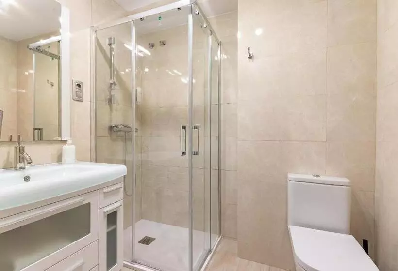 Majatalo Cruces Metro Rooms