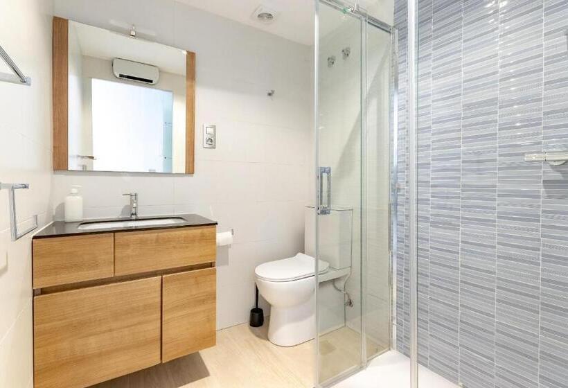 Пансион Cruces Metro Rooms