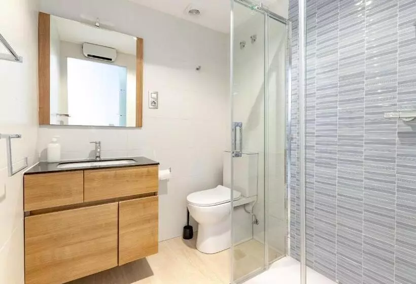 Majatalo Cruces Metro Rooms