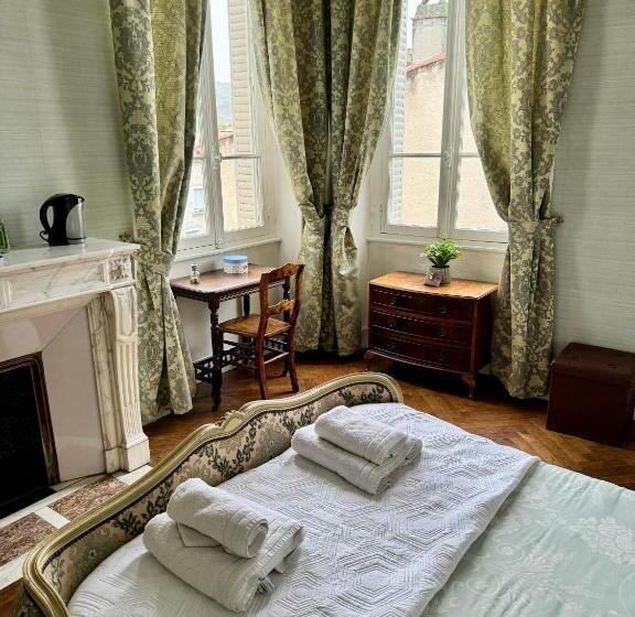 펜션 La Maison D Hôtes Du Chapelier