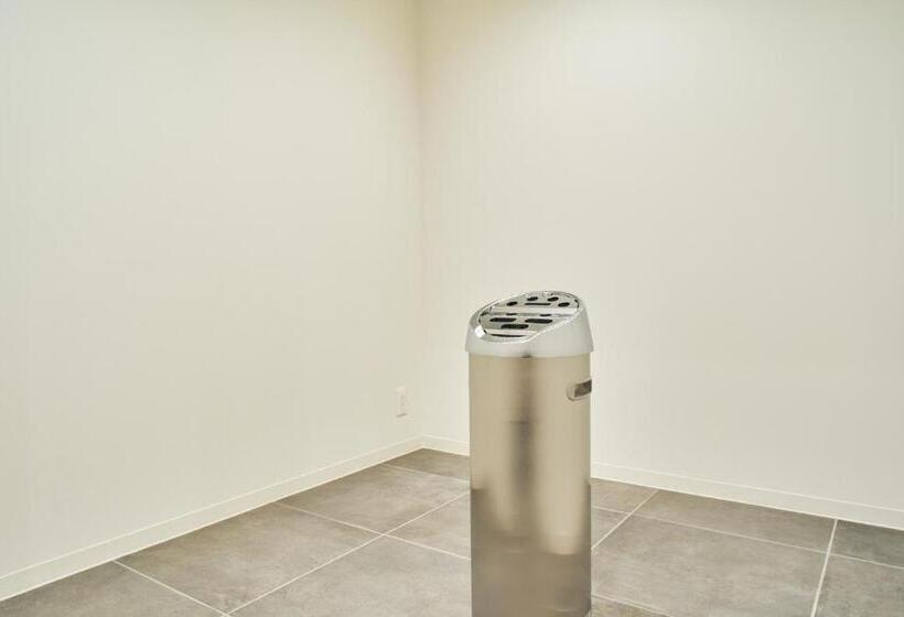 پانسیون Rakuten Stay Osaka Station North Deluxe Fourth