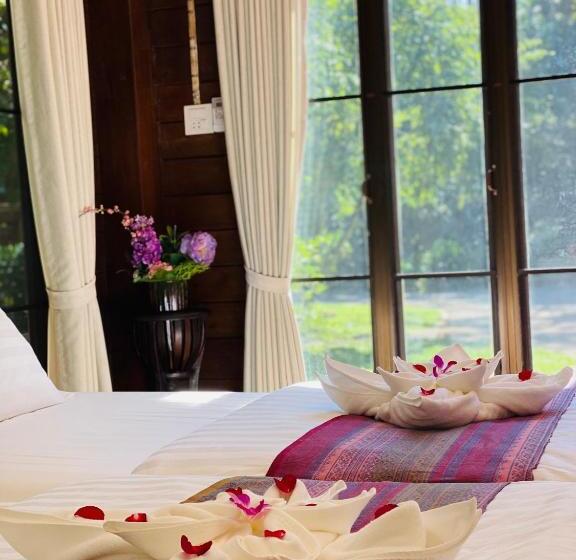 פנסיון Sak Ka Ya