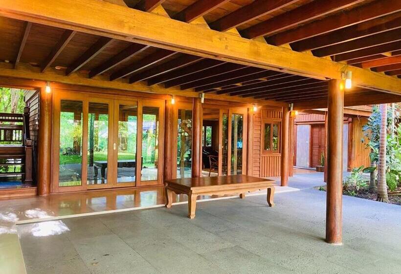 פנסיון Sak Ka Ya