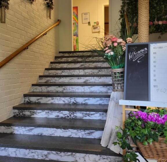 Hostel Kg Sleepover & Ställplats