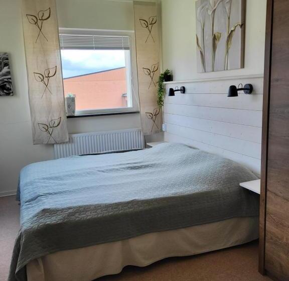 Hostel Kg Sleepover & Ställplats