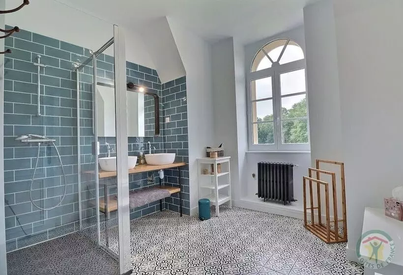 Aamiaismajoitus (B&B) Domaine Des Longrais