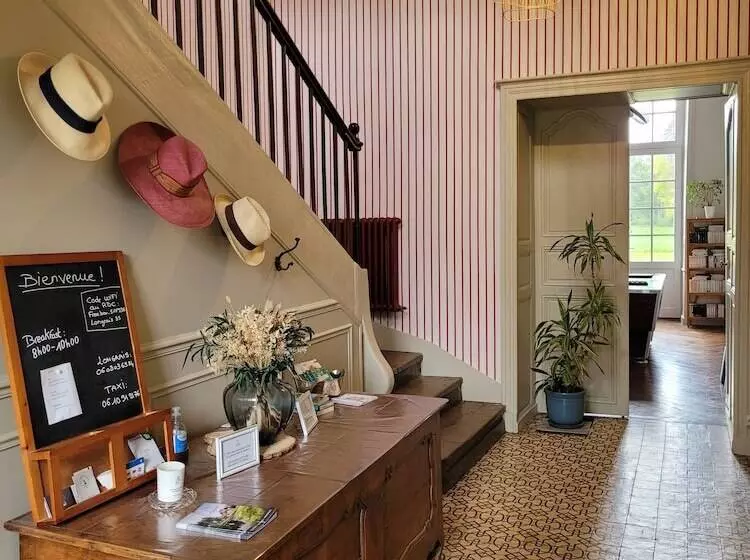 Aamiaismajoitus (B&B) Domaine Des Longrais