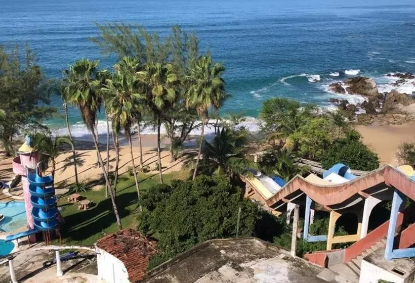 هتل Villa Mexicana Puerto Escondido