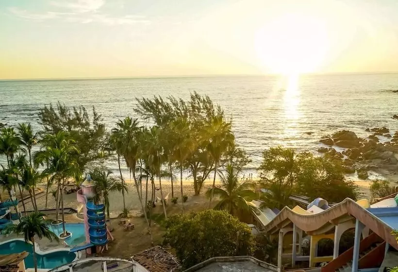 هتل Villa Mexicana Puerto Escondido
