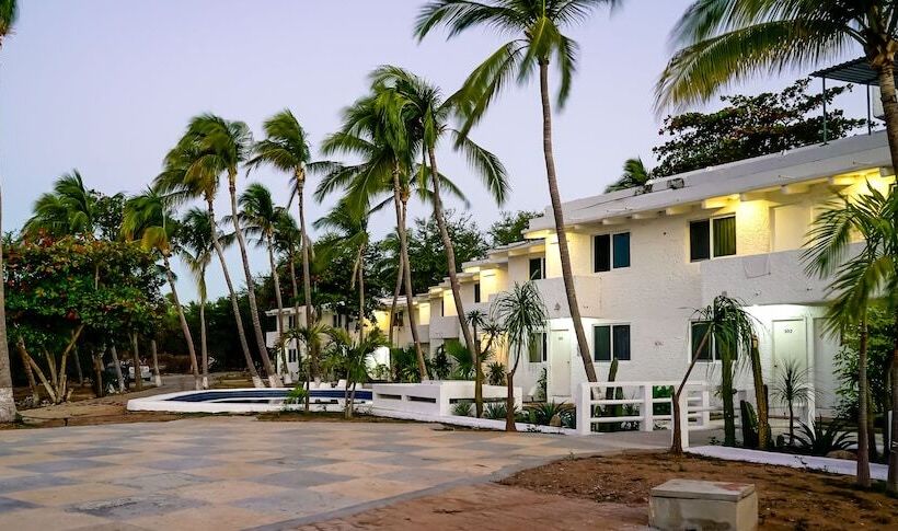 فندق Villa Mexicana Puerto Escondido