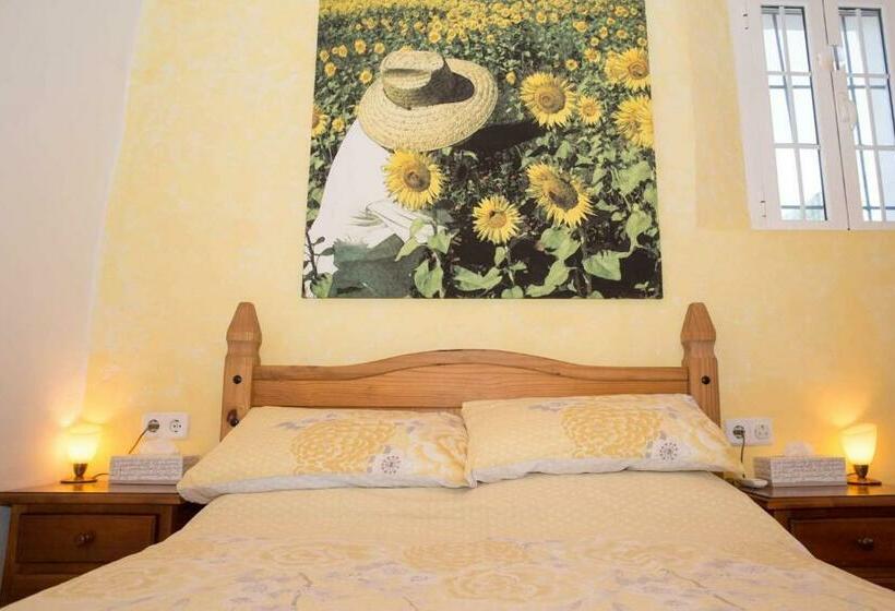Los Giles Bed And Breakfast
