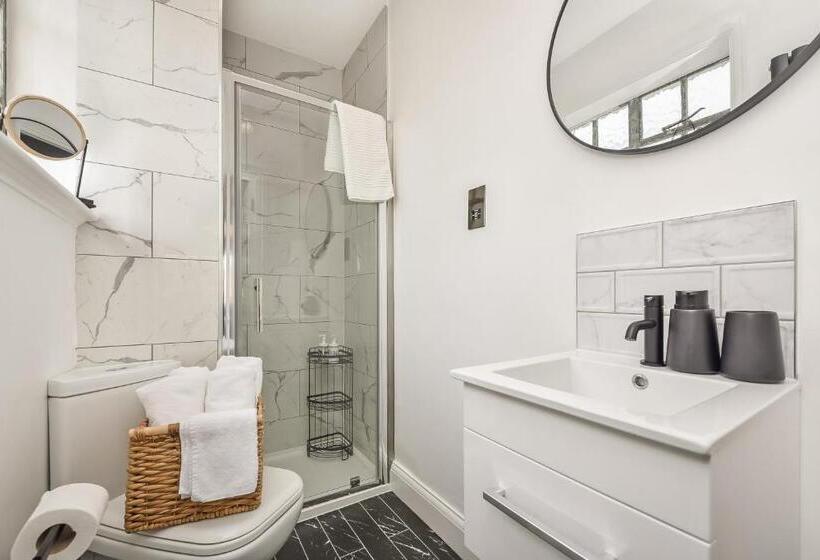 ペンション Cuckoo Rooms