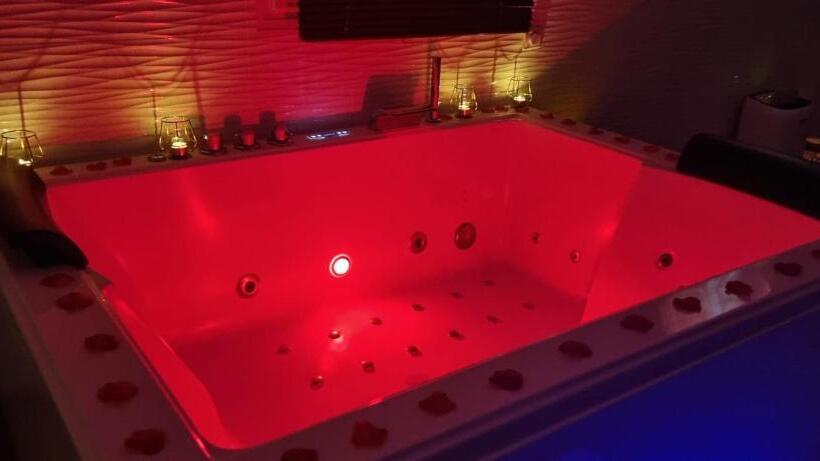 بنسيون L évasion Romantique Suite De Charme Avec Spa Privé à 20min De Paris Et Au Calme En Lisière De La Fo