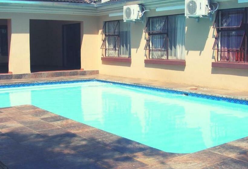 Majatalo Sano Guesthouse