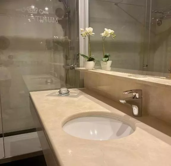 Artplatinum Suites&apartments