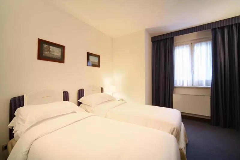 בית מלון כפרי Aldrovandi Residence City Suites