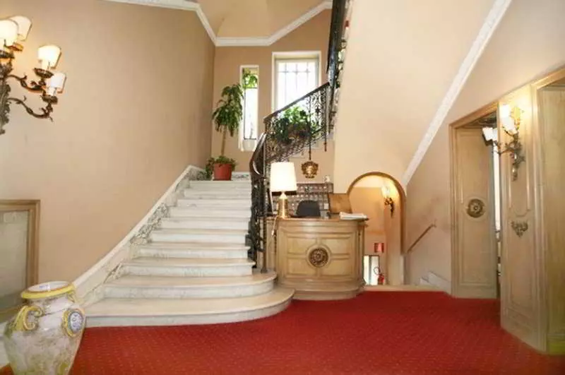 בית מלון כפרי Aldrovandi Residence City Suites