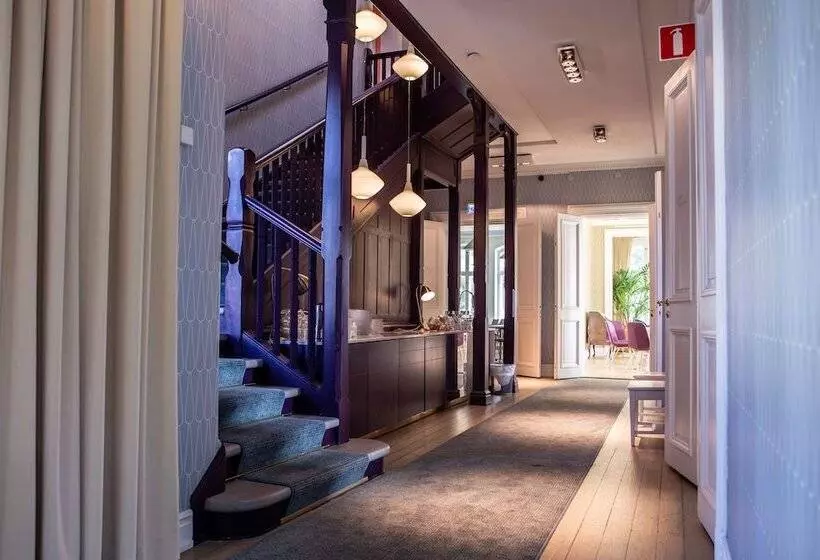 Отель Hehrne Kök & Konferens