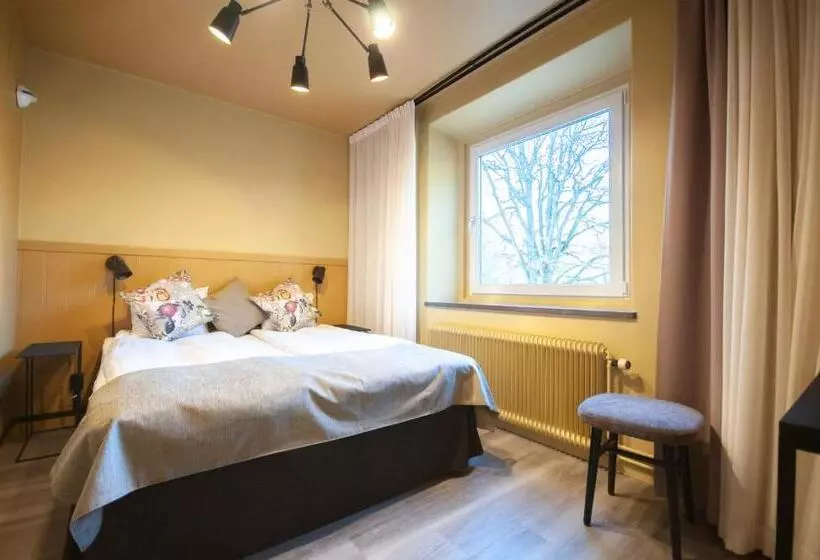 Отель Hehrne Kök & Konferens