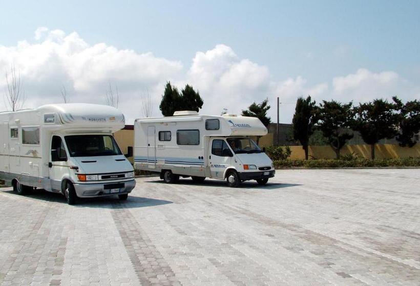 בית מלון כפרי Le Saline