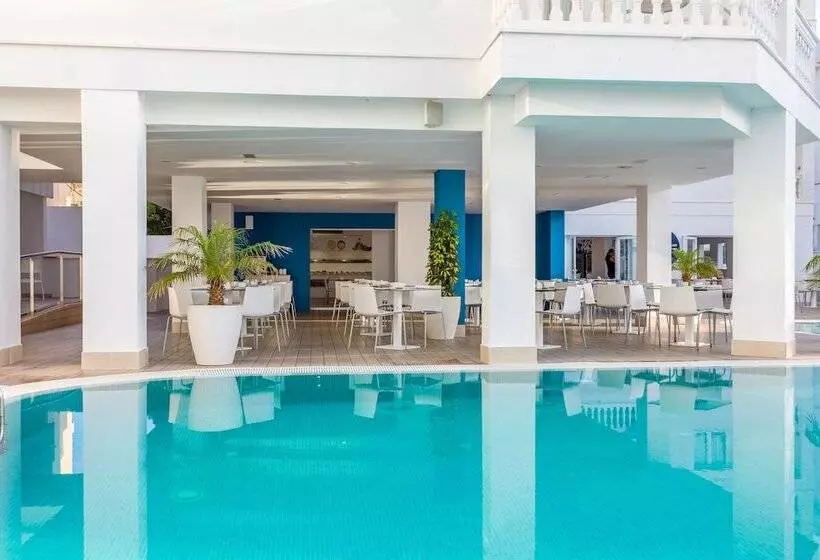 בית מלון כפרי Triton Beach