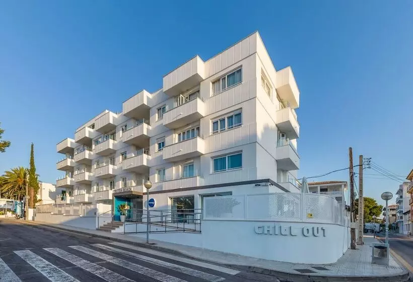 בית מלון כפרי Triton Beach