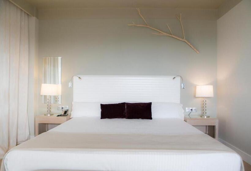 Отель Vincci Valdecanas Golf